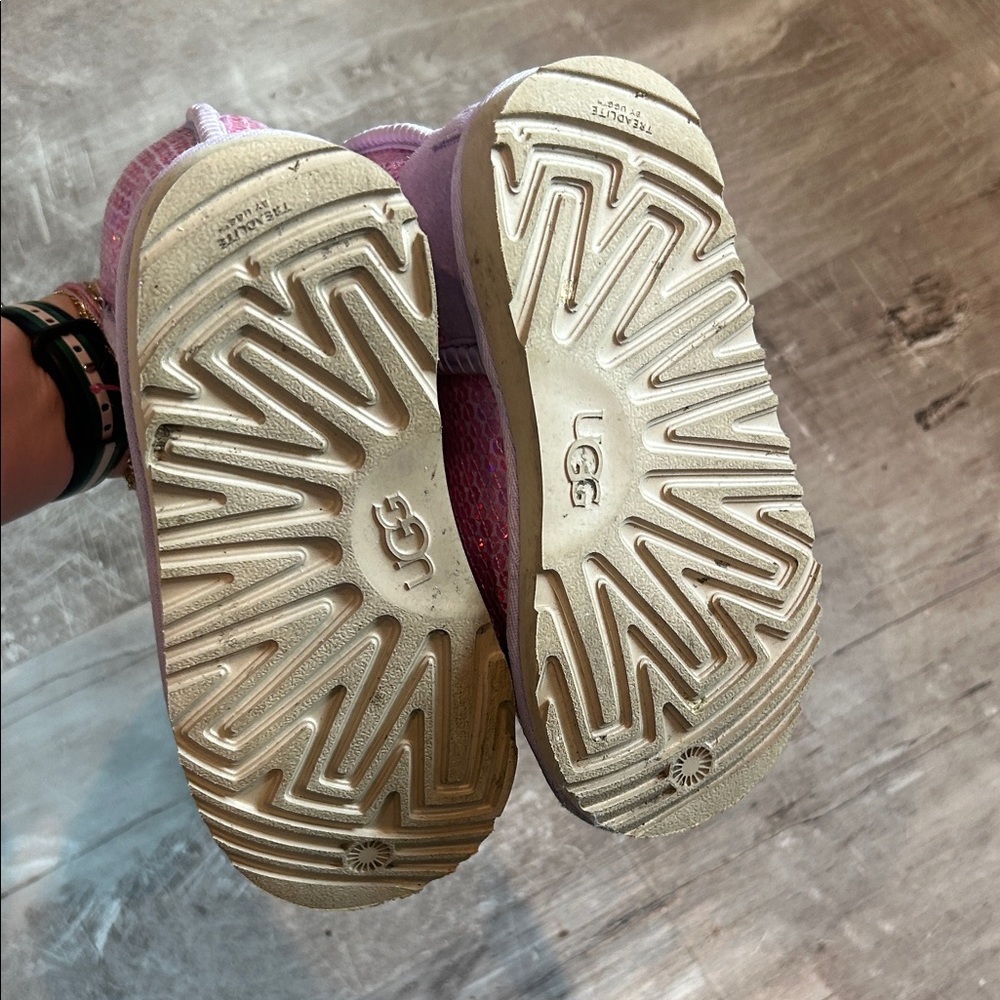 UGG Kids Sequin Booties - Pink - Picture 6 of 6